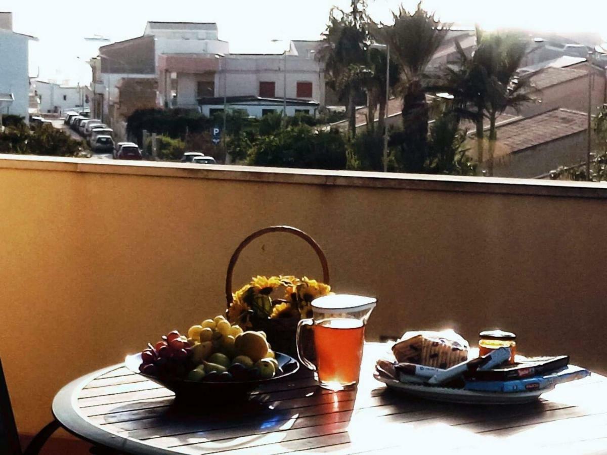 La Panoramica Apartment Scoglitti Luaran gambar